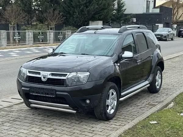 Second-hand Dacia Duster 90 CP (66 kW) 2012 Negru SUV