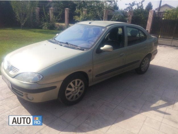 Verde Utilizat 2003 Renault Mégane II Berlinǎ | 1.500 EUR (Preț OK) - Imagine 1/2
