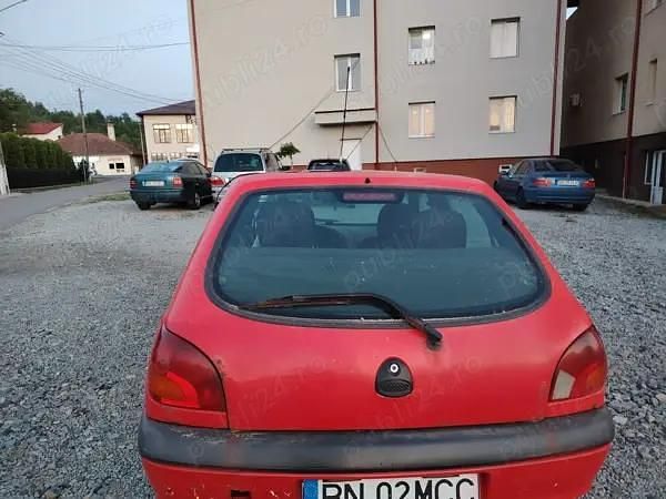Utilizat 2001 Ford Fiesta Hatchback | 500 EUR - Imagine 1/4