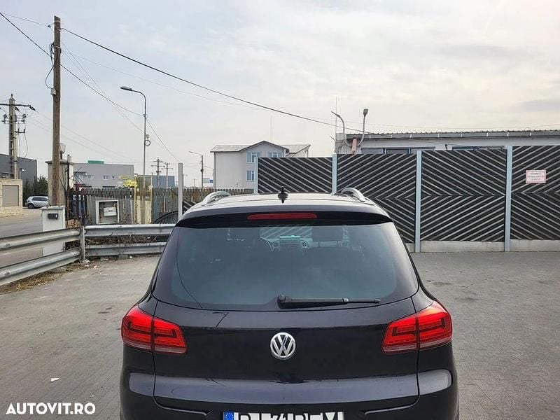 Culoarenegru Utilizat 2015 VW Tiguan LOUNGE SUV | 11.200 EUR (Super Preț) - Imagine 1/4