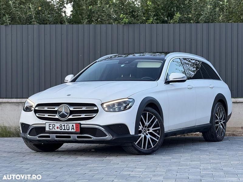 Alb Utilizat 2021 Mercedes E220 Exclusive Break | 27.900 EUR (Preț OK) - Imagine 1/4