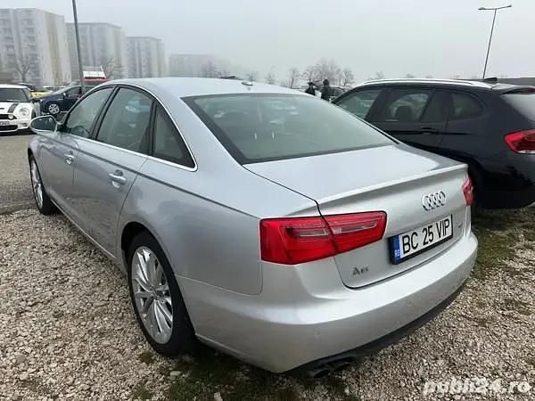 Second-hand Audi A6 177 CP (130 kW) 2012 Argintiu Berlinǎ