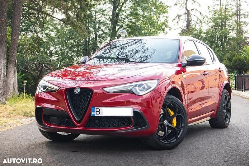 Rosu Utilizat 2019 Alfa Romeo Stelvio Quadrifoglio SUV | 47.500 EUR (Puțin scump) - Imagine 1/4
