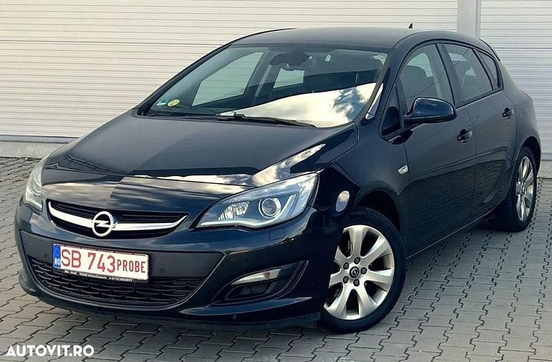 Culoarenegru Utilizat 2015 Opel Astra Style | 5.699 EUR (Preț bun) - Imagine 1/4