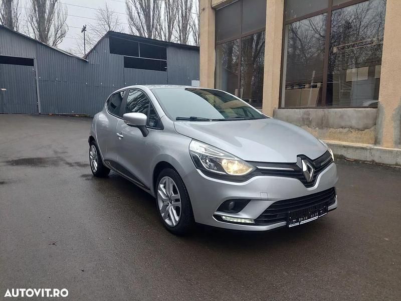 Second-hand Renault Clio IV Zen 75 CP (55 kW) 2017 Culoaregri