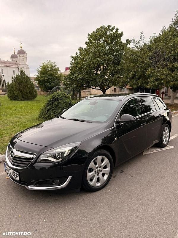 Culoarenegru Second-hand 2015 Opel Insignia Sport Break | 6.000 EUR (Preț bun) - Imagine 1/4