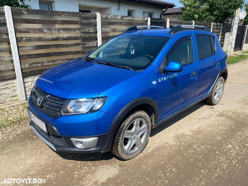 Albastru Utilizat 2015 Dacia Sandero Stepway Hatchback | 6.950 EUR (Preț OK) - Imagine 1/4