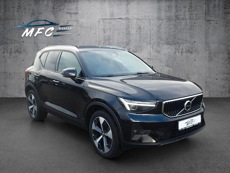 Utilizat 2024 Volvo XC40 Core SUV | 40.323 EUR (Scump) - Imagine 1/1