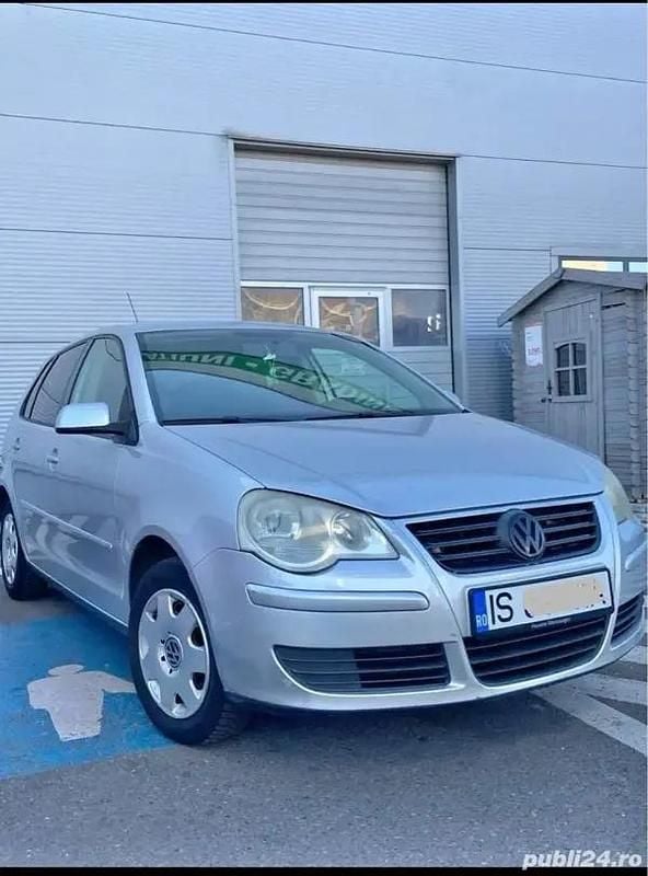 Utilizat 2007 VW Polo Berlinǎ | 2.400 EUR (Preț OK) - Imagine 1/4