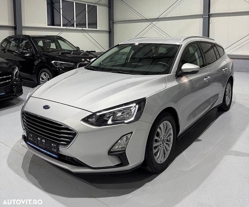 Second-hand Ford Focus Titanium X 120 CP (88 kW) 2021 Culoareargint Break