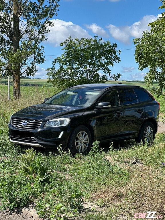 Negru Utilizat 2014 Volvo XC60 SUV | 11.200 EUR - Imagine 1/4