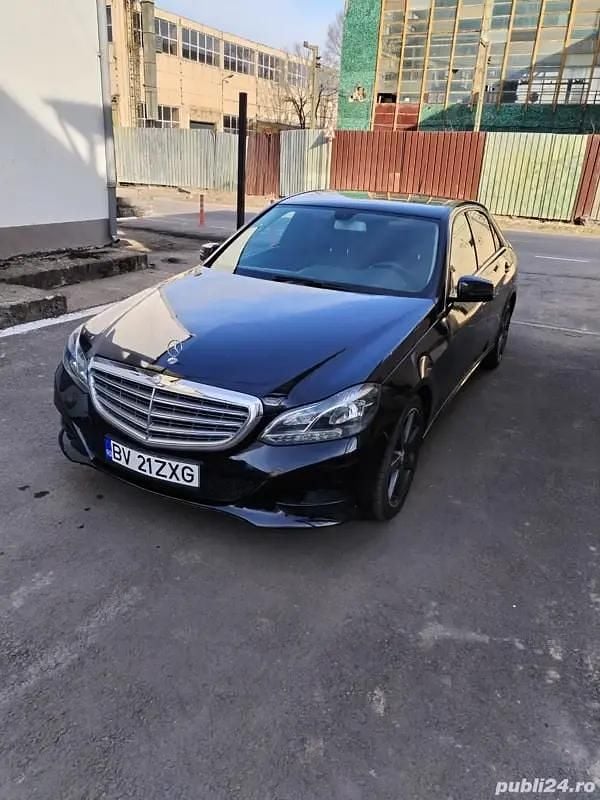 Utilizat 2012 Mercedes E220 Berlinǎ | 8.600 EUR - Imagine 1/4