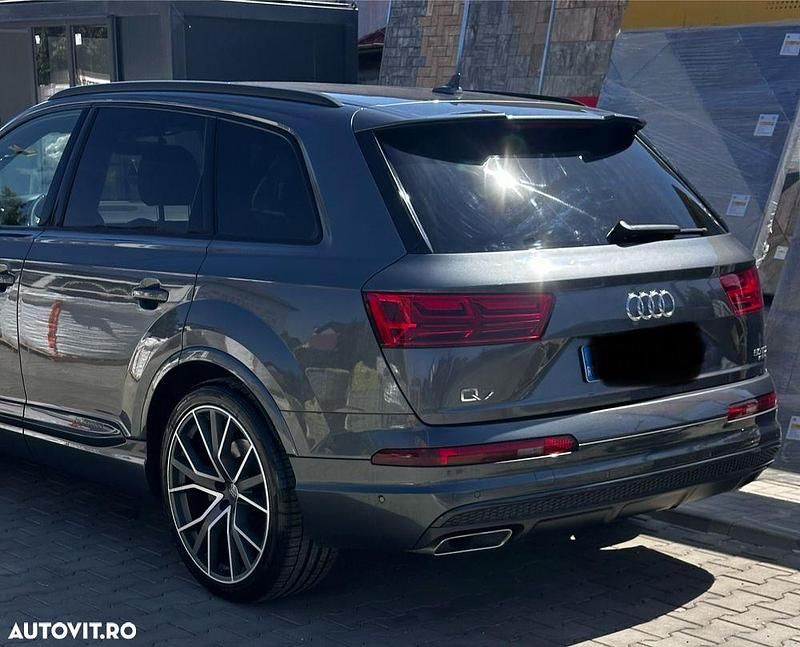 Second-hand Audi Q7 S-Line 286 CP (210 kW) 2019 Culoaregri SUV