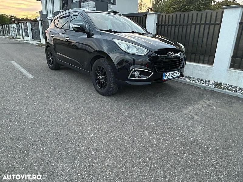 Culoarenegru Utilizat 2012 Hyundai ix35 SUV | 9.000 EUR (Preț OK) - Imagine 1/4