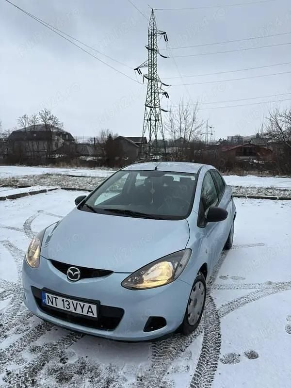 Second-hand Mazda 2 75 CP (55 kW) 2009 Albastru Hatchback