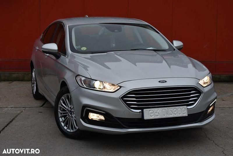 Second-hand Ford Mondeo Titanium 150 CP (110 kW) 2021 Culoaregri Berlinǎ