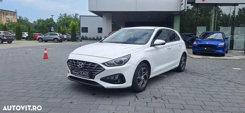 Culoarealb Utilizat 2021 Hyundai i30 Hatchback | 13.150 EUR (Preț OK) - Imagine 1/4