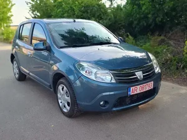 Utilizat 2009 Dacia Sandero Hatchback | 2.350 EUR (Preț OK) - Imagine 1/4