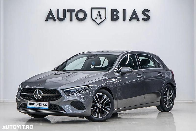 Gri Utilizat 2023 Mercedes A200 Advanced Hatchback | 21.450 EUR - Imagine 1/4