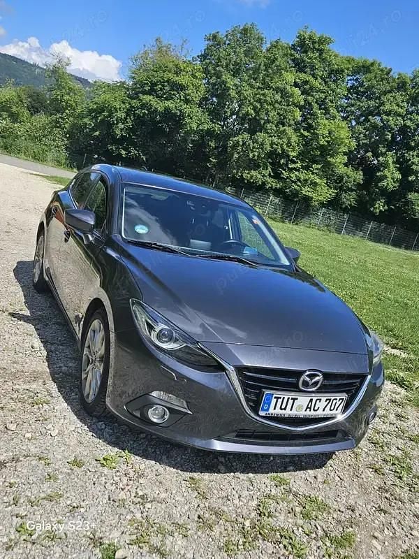 Gri Utilizat 2016 Mazda 3 Hatchback | 7.000 EUR (Preț bun) - Imagine 1/4