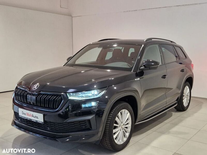 Negru metalic perleffect Utilizat 2021 Skoda Kodiaq SportLine SUV | 35.588 EUR (Scump) - Imagine 1/4