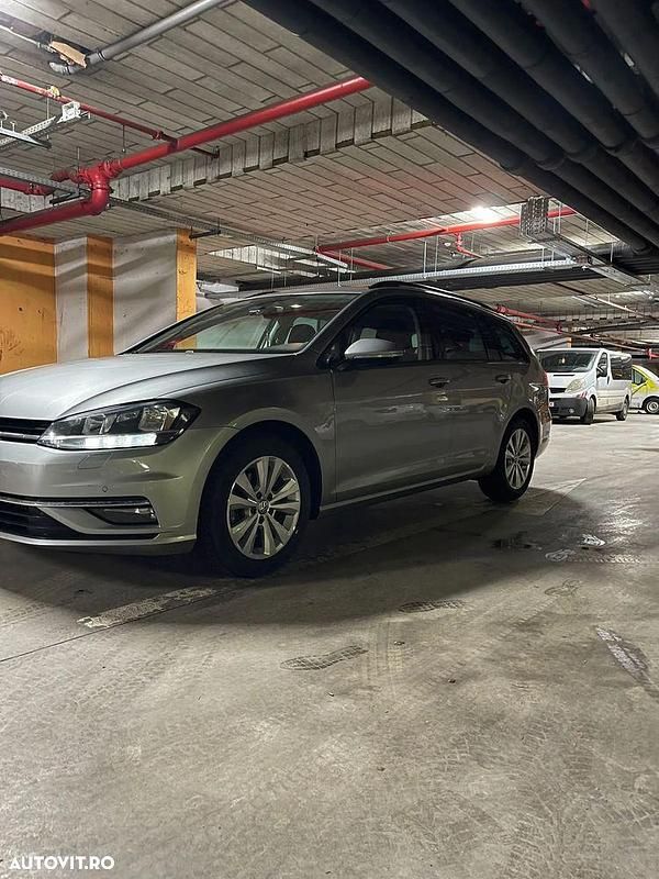 Second-hand VW Golf VII Comfortline 116 CP (85 kW) 2018 Culoaregri Break