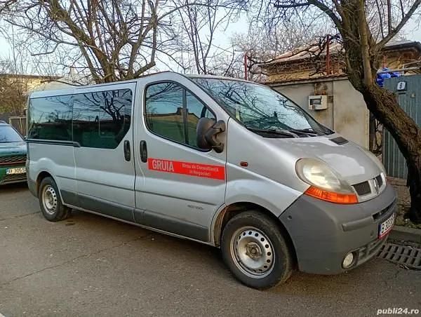 Second-hand Renault Trafic 101 CP (74 kW) 2005 Monovolum