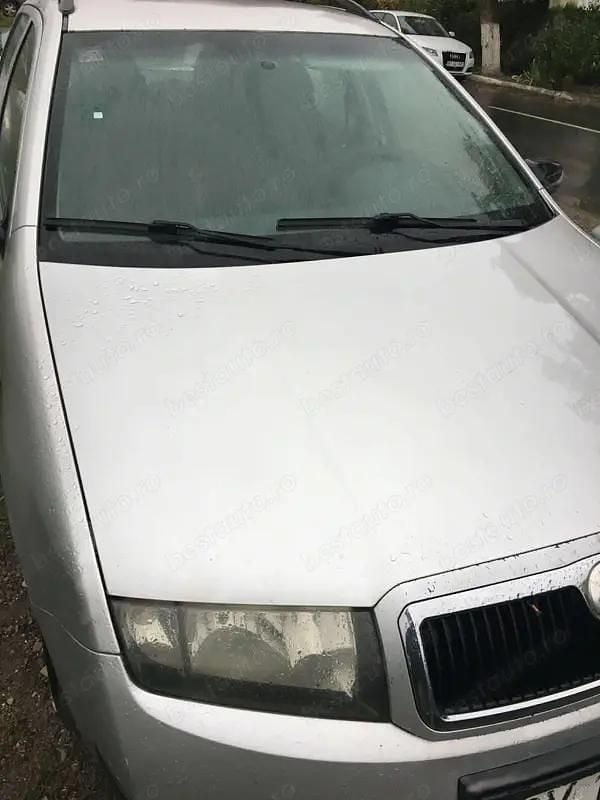Gri Utilizat 2003 Skoda Fabia Break | 1.000 EUR - Imagine 1/4