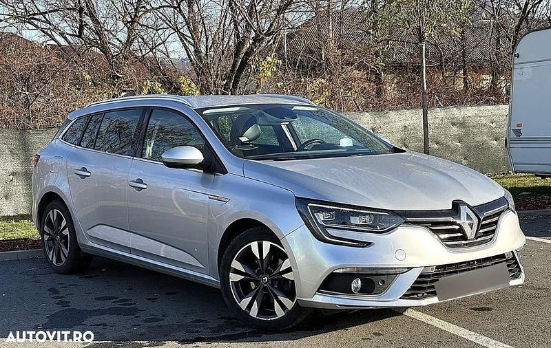 Second-hand Renault Mégane GrandTour Techno 140 CP (102 kW) 2020 Culoareargint Break