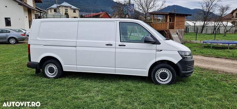 Second-hand VW Transporter 150 CP (110 kW) 2018 Culoarealb Van