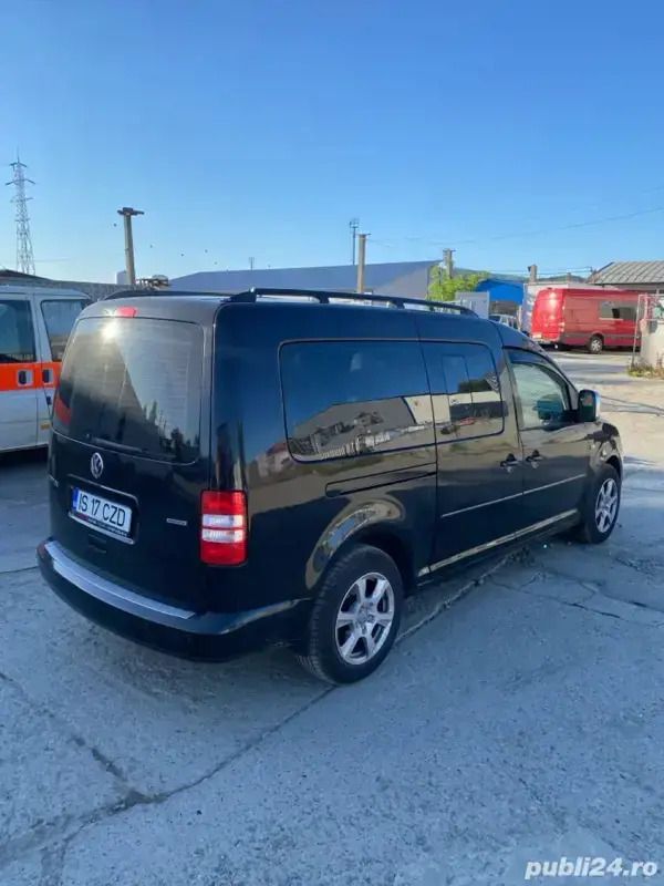 Negru Utilizat 2015 VW Caddy Monovolum | 9.500 EUR (Preț OK) - Imagine 1/4