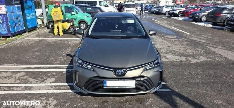 Second-hand Toyota Corolla Plus 122 CP (89 kW) 2021 Culoareverde Berlinǎ