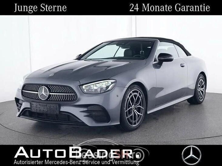 Gri Utilizat 2023 Mercedes C200 AMG Cabrio | 53.059 EUR - Imagine 1/4