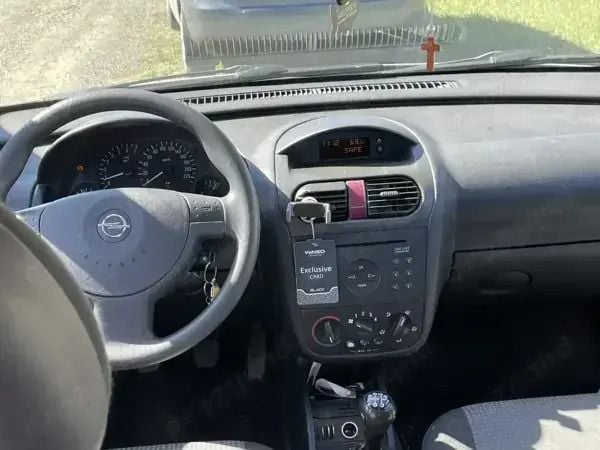 Second-hand Opel Corsa 43 CP (31 kW) 2002 Gri Berlinǎ