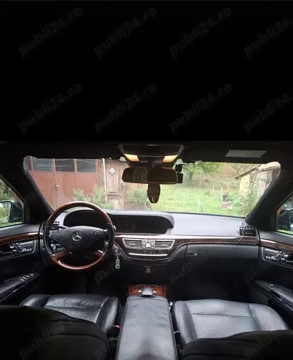 Utilizat 2012 Mercedes 350 Berlinǎ | 14.500 EUR - Imagine 1/4