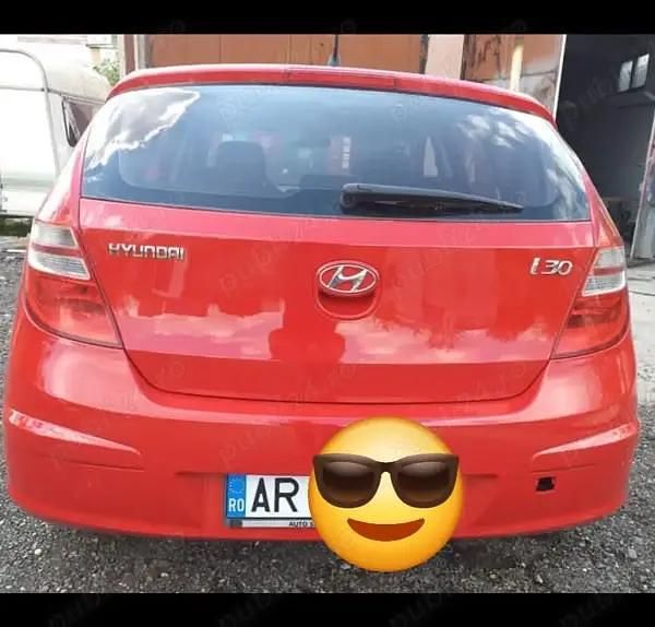 Second-hand Hyundai i30 109 CP (80 kW) 2009 Rosu Berlinǎ