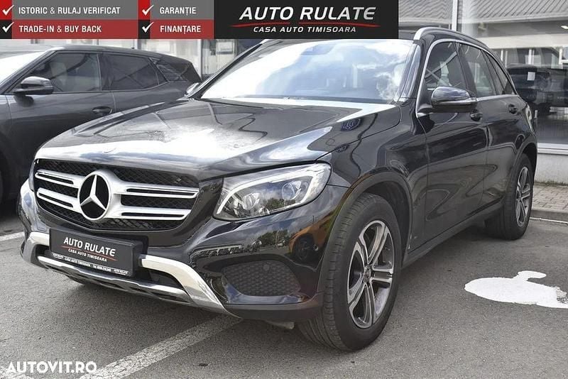 Culoarenegru Utilizat 2019 Mercedes GLC250 SUV | 24.990 EUR (Preț bun) - Imagine 1/4