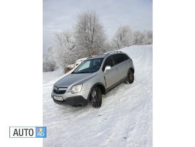 Gri Utilizat 2007 Opel Antara SUV | 5.000 EUR (Scump) - Imagine 1/4