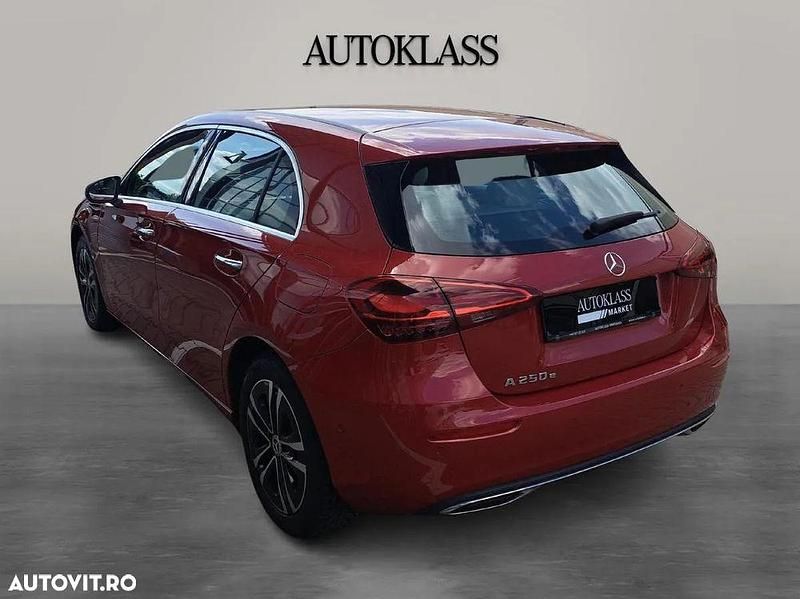 Second-hand Mercedes A250 Advanced 218 CP (160 kW) 2023 Culoarerosu Hatchback