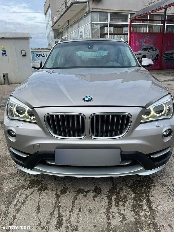 Culoarebej Utilizat 2015 BMW X1 xLine SUV | 10.500 EUR (Super Preț) - Imagine 1/4