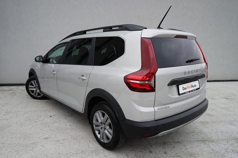 Second-hand Dacia Jogger Essentiel 110 CP (80 kW) 2022 Gri mediumetalicperleffect Monovolum