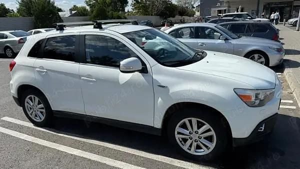 Alb Utilizat 2012 Mitsubishi ASX Intense SUV | 9.300 EUR (Puțin scump) - Imagine 1/4