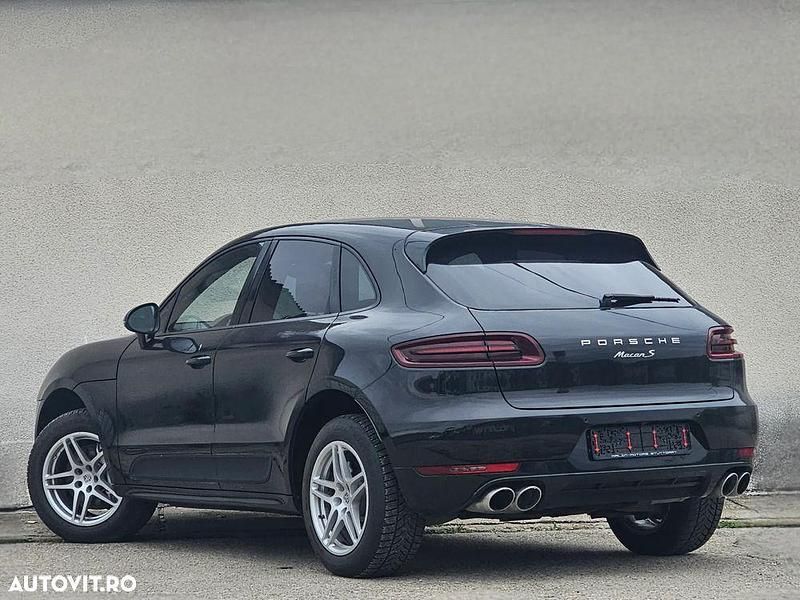 Second-hand Porsche Macan 340 CP (250 kW) 2015 Culoarenegru SUV