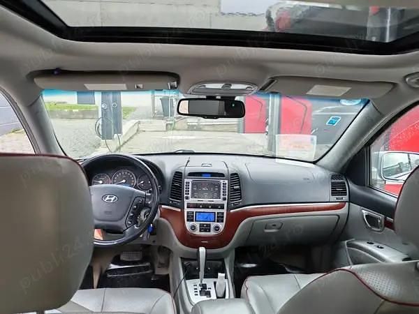 Second-hand Hyundai Santa Fe 150 CP (110 kW) 2007 Argintiu SUV