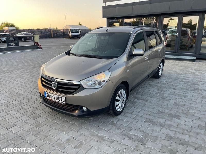 Maro Utilizat 2012 Dacia Lodgy Celebration Monovolum | 4.990 EUR (Preț OK) - Imagine 1/4