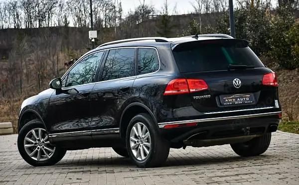 Second-hand VW Touareg Executive 262 CP (192 kW) 2015 Negru SUV