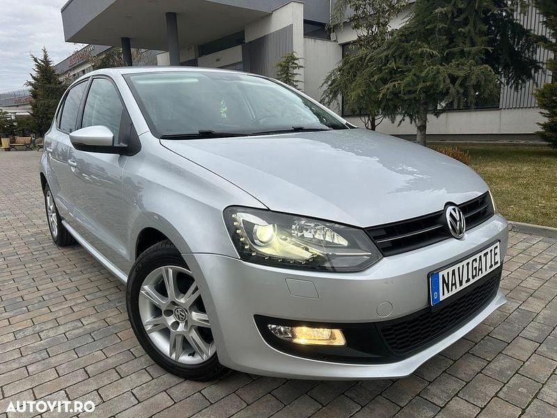 Second-hand VW Polo Highline 90 CP (66 kW) 2011 Culoareargint Hatchback