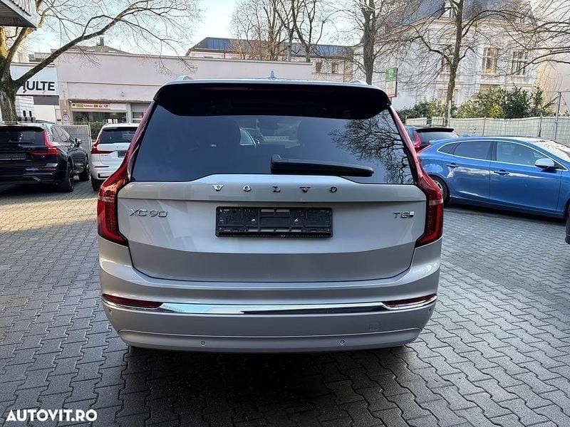 Second-hand Volvo XC90 Plus 455 CP (334 kW) 2025 Culoareargint SUV