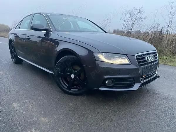 Second-hand 2011 Audi A4 S-Line Berlinǎ | 5.300 EUR (Super Preț) - Imagine 1/4