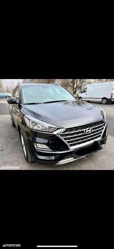 Culoarenegru Utilizat 2019 Hyundai Tucson SUV | 17.900 EUR (Preț OK) - Imagine 1/4
